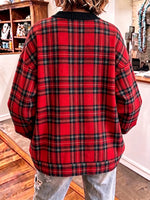 Chic Black Cable-Knit and Red Plaid Patchwork Pullover